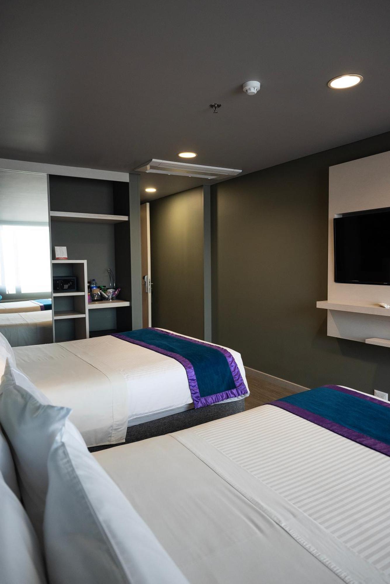 Hotel Black Tower Premium Богота Екстериор снимка