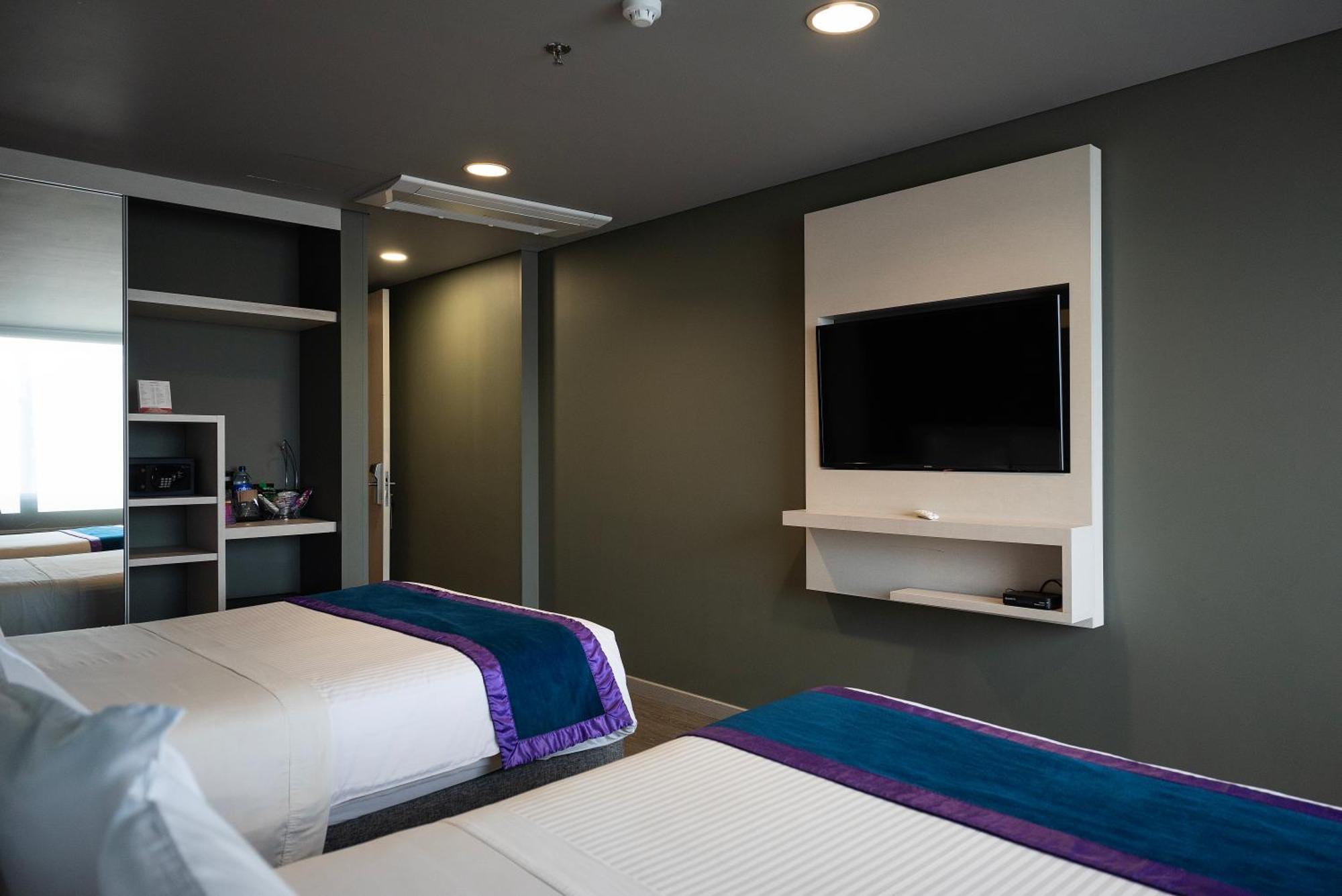 Hotel Black Tower Premium Богота Екстериор снимка