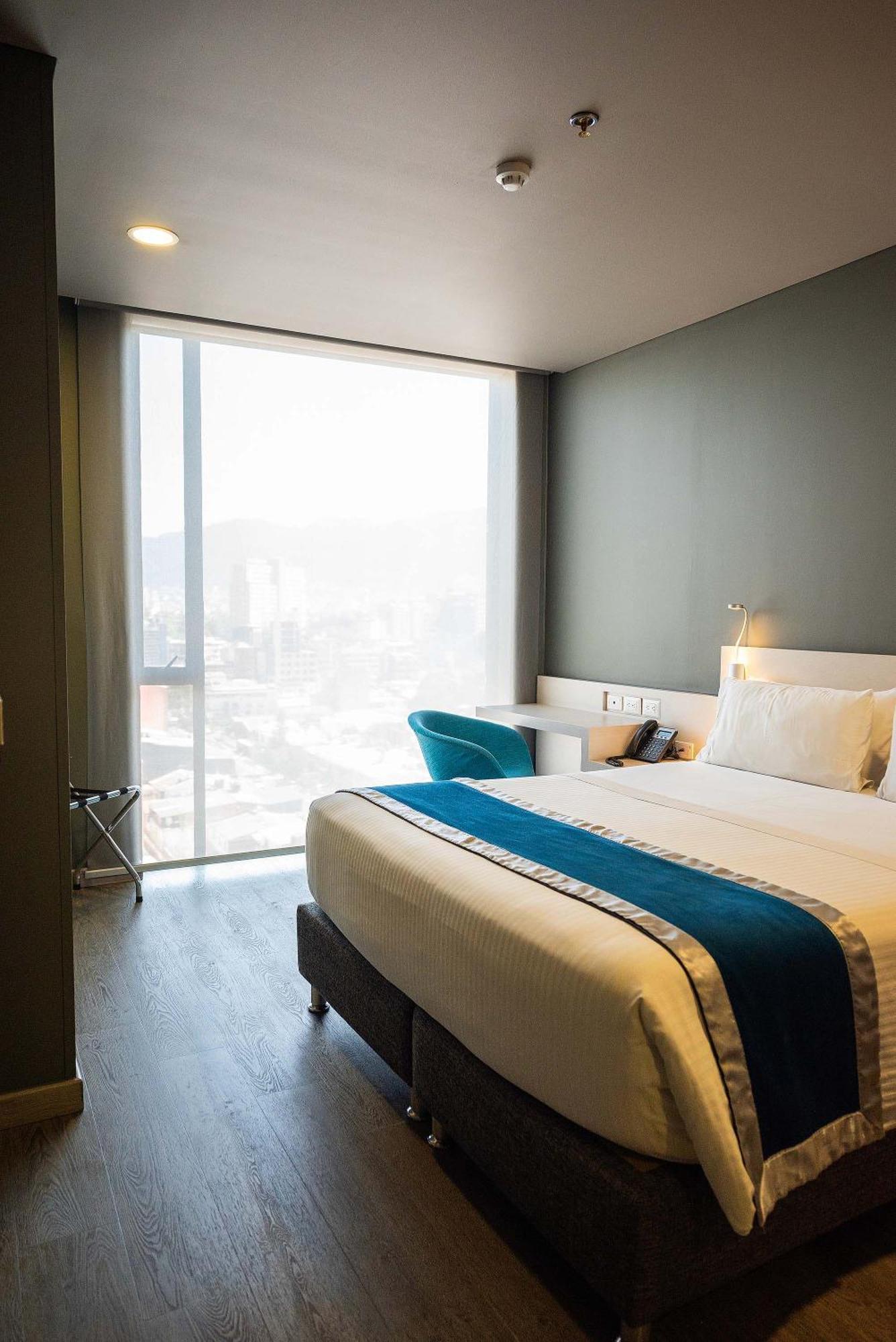 Hotel Black Tower Premium Богота Екстериор снимка