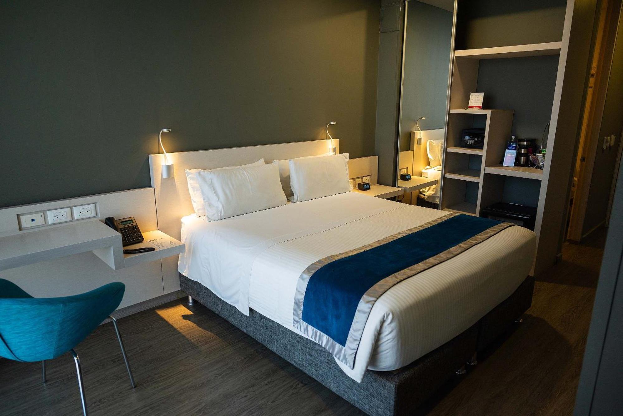 Hotel Black Tower Premium Богота Екстериор снимка